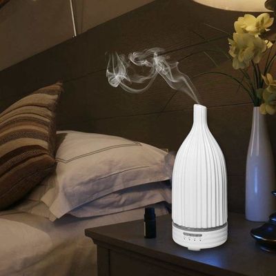 Dobra cena Gorąca sprzedaż 120ml Elegantny domowy, cichy dyfuzor oleju, ceramiczny dyfuzor zapachowy, zapachowy, ultradźwiękowy dyfuzor ceramiczny w Internecie